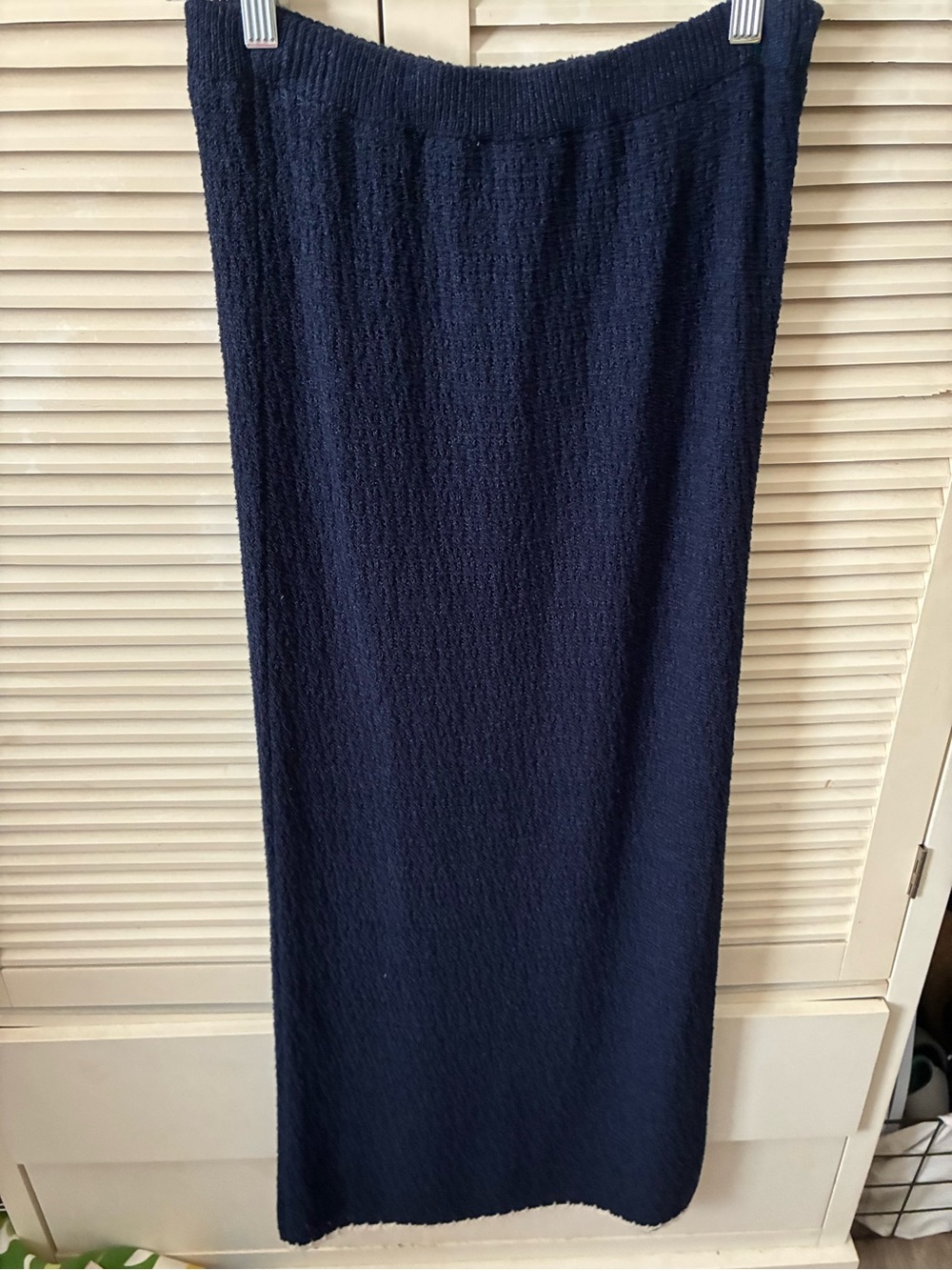 Z Supply Yessenia Whipstitch Maxi Skirt in Navy - Picture 3 of 4
